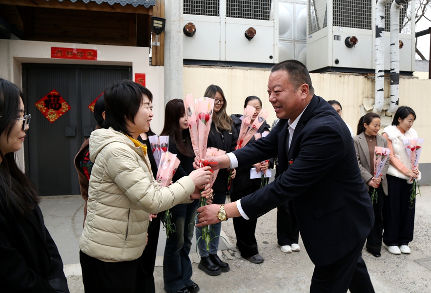 在线播放无码后入内射少妇