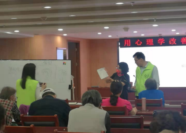 在线播放无码后入内射少妇